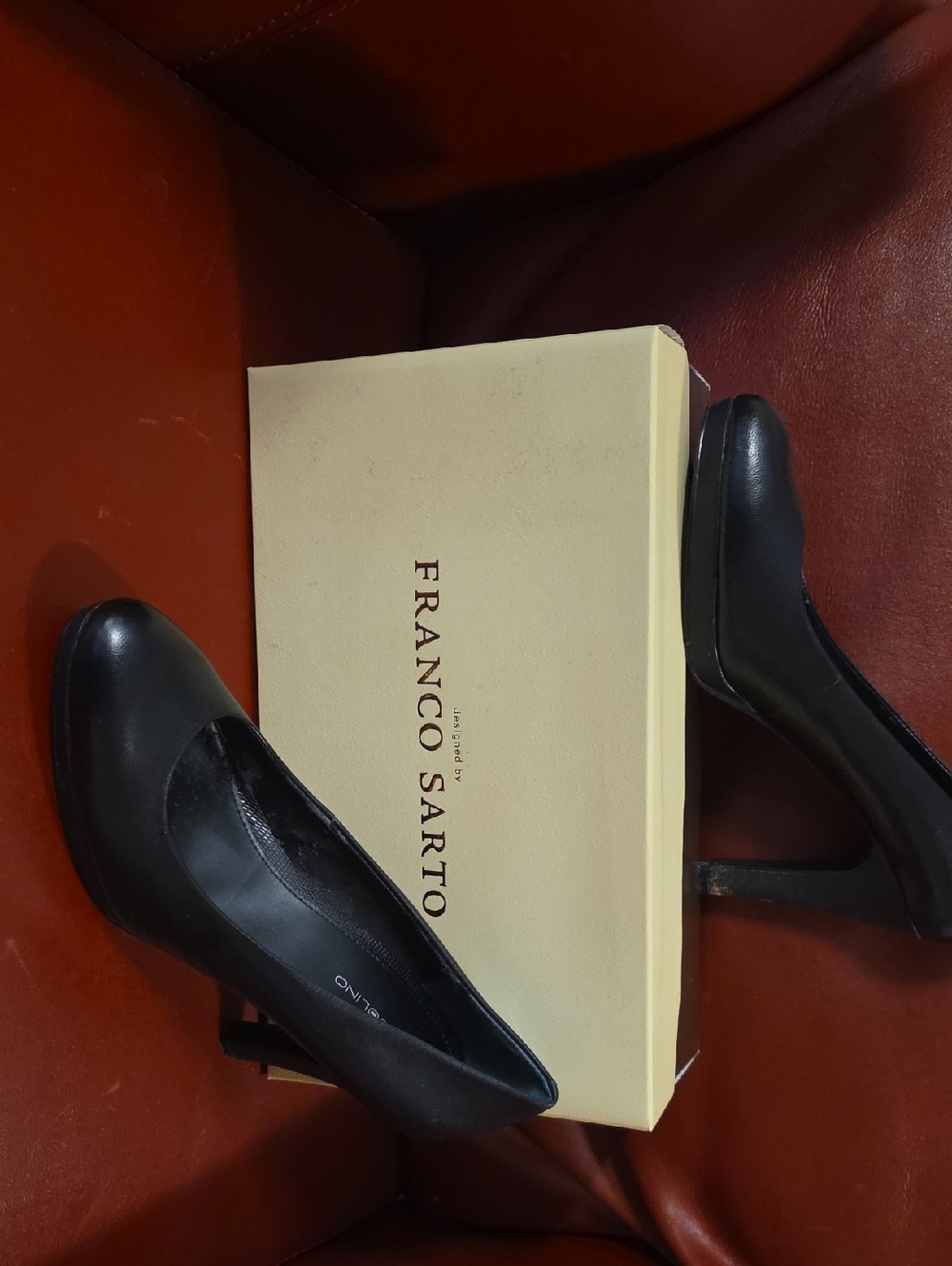 Franco Sarto Black Leather Classic Heel Pump